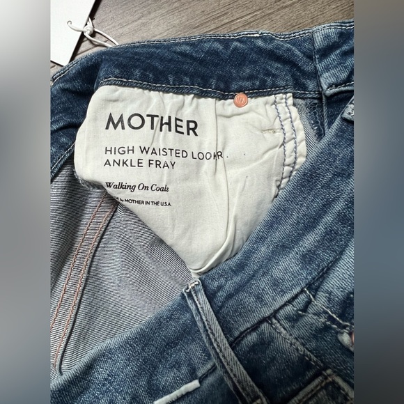 BNWT — MOTHER High Waisted Looker Ankle Fray — Size 28 - Picture 6 of 7